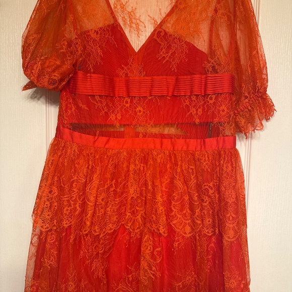 Dress - Picture 2 of 4